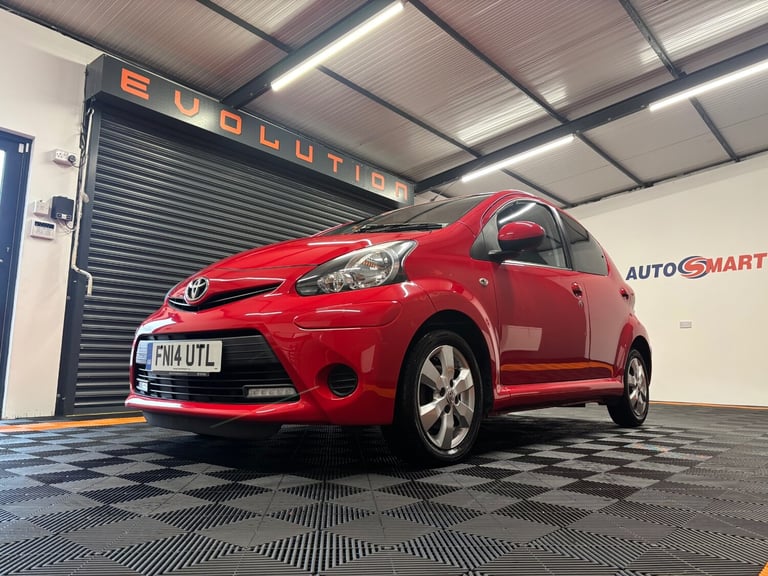 2014 Toyota AYGO 1.0 VVT-i Move with Style 5dr HATCHBACK Petrol Manual