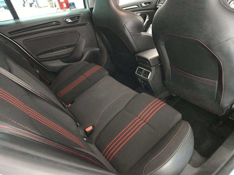 2021 Renault Megane 1.3 TCE R.S.Line 5dr Auto ESTATE PETROL Automatic