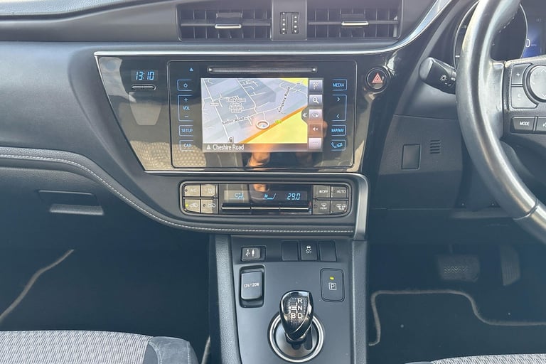 2018 Toyota Auris 1.8 Hybrid Design TSS 5dr CVT (Nav) Hatchback Hybrid Automatic