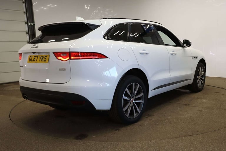 2017 Jaguar F-Pace 2.0d R-Sport 5dr Auto AWD ESTATE DIESEL Automatic