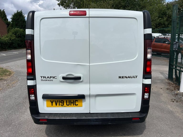 2019 Renault Trafic 1.6 dCi 29 Business LWB Standard Roof Euro 6 5dr PANEL VAN Diesel Manual