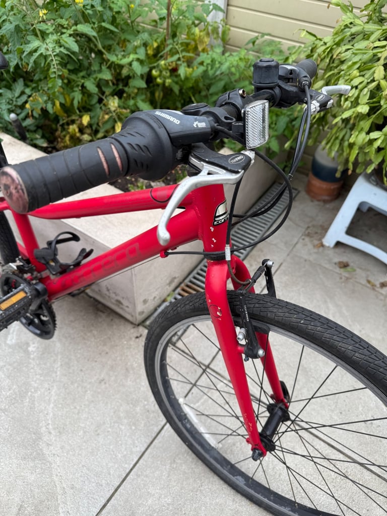 Carrera Saruna Junior Hybrid Bike - 24" Wheel Red frame for age 8-12 years