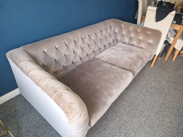 Free Sofa