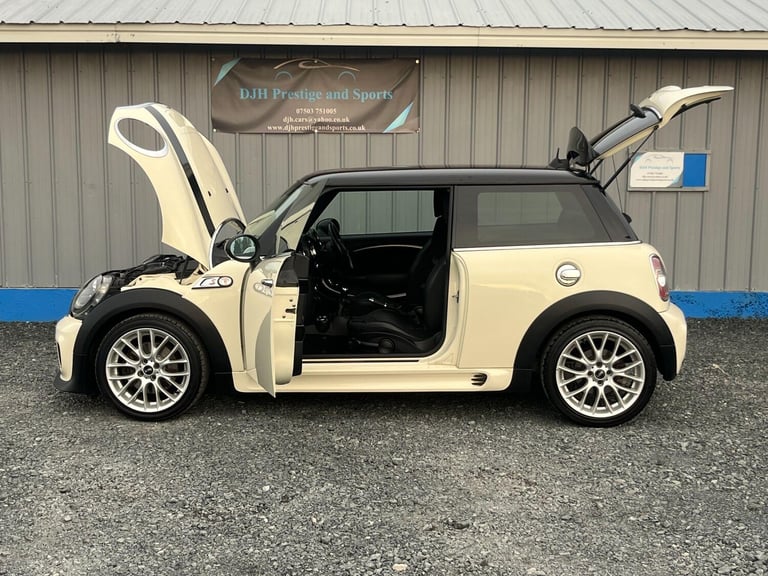 2013 MINI Hatch COOPER S JCW PACK HATCHBACK Petrol Manual