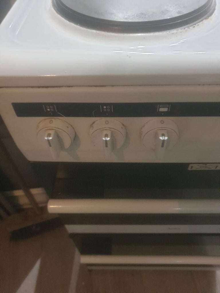 Oven electric 