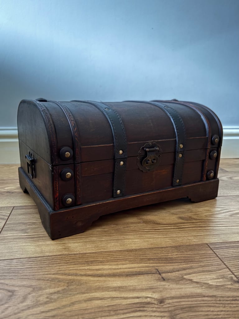 image for Vintage Wooden Treasure Chest