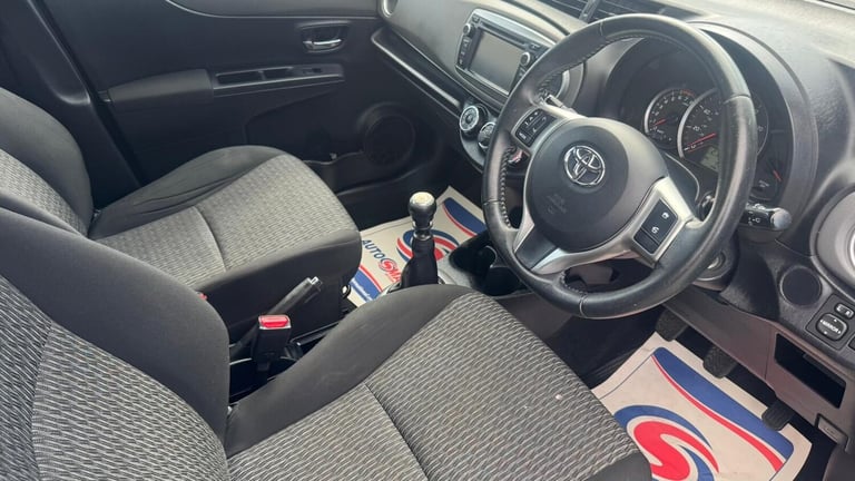 2013 Toyota Yaris VVT-I TR Hatchback Petrol Manual