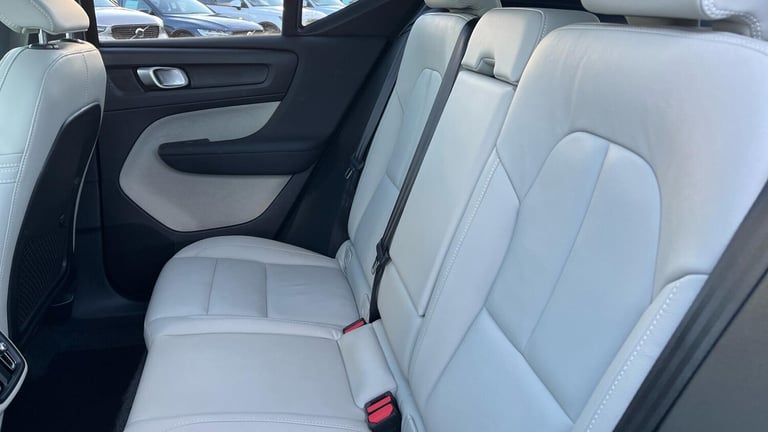 2024 Volvo XC40 Ultra B3 Mild hybrid ESTATE Petrol/Electric Hybrid Automatic