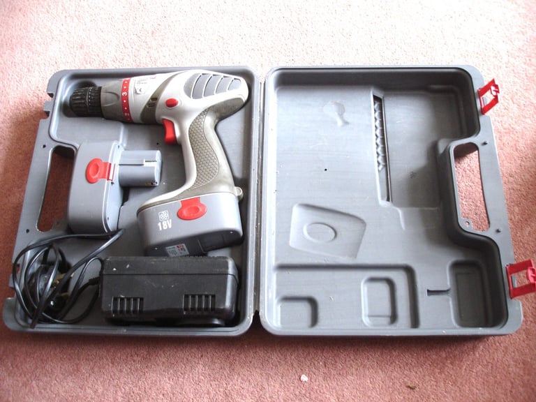 Power Performance 18v cordless hammer drill