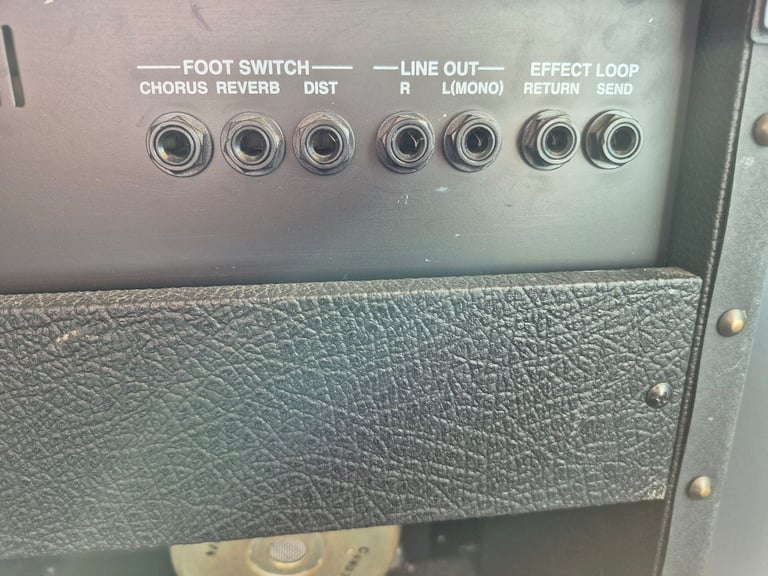 Roland Jazz Chorus 85