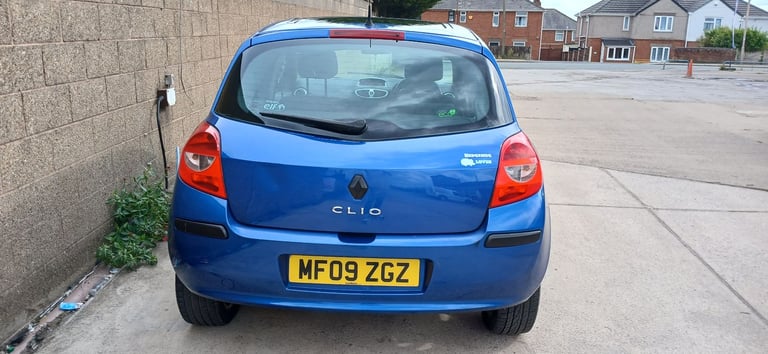 Renault, CLIO, Hatchback, 2009, Manual, 1461 (cc), 5 doors