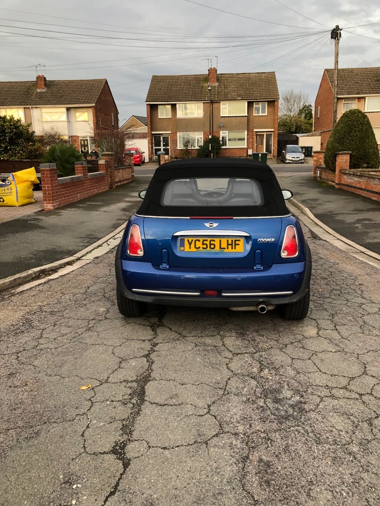 Mini, CONVERTIBLE, Convertible, 2006, Manual, 1598 (cc), 2 doors