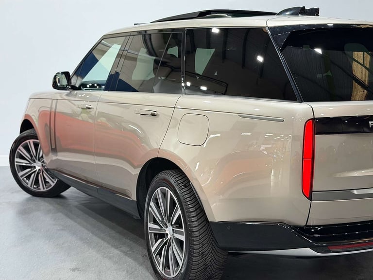 2022 Land Rover Range Rover 3.0 P440e 38.2kWh SE SUV 5dr Petrol Plug-in Hybrid Auto 4WD Euro 6 (s...