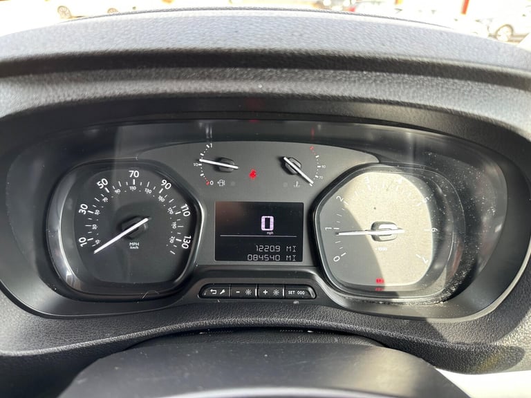 2020 Vauxhall Vivaro 1.5 Turbo D 2900 Dynamic L2 H1 Euro 6 (s/s) 6dr PANEL VAN Diesel Manual