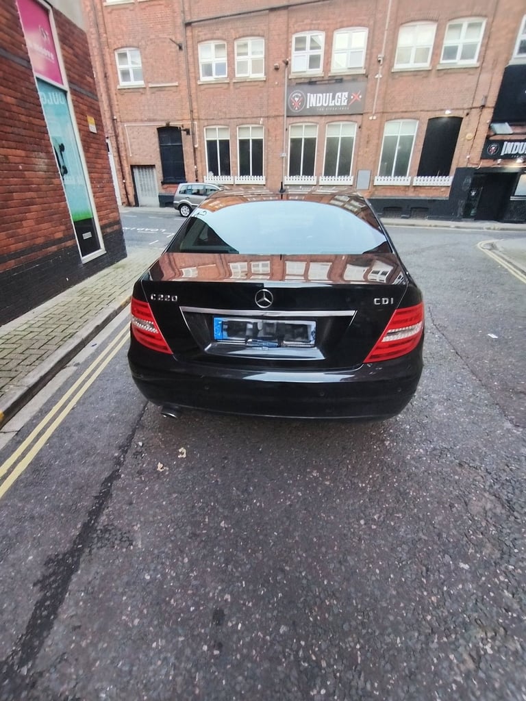 Mercedes-Benz, C CLASS, Saloon, 2012, Manual, 2143 (cc), 4 doors