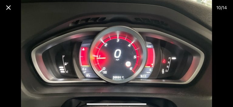 2015 Volvo V40 D2 [120] SE Lux Nav 5dr Geartronic HATCHBACK DIESEL Automatic