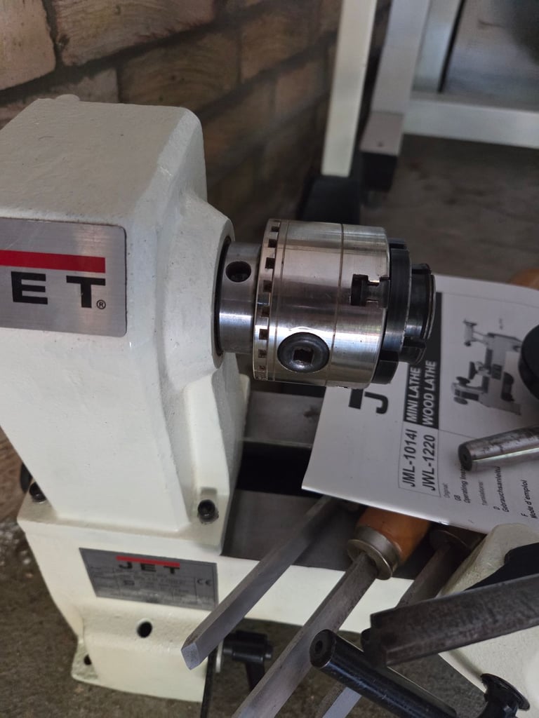 Axminster Chuck woodturning lathe inc jaws direct 1 inch x 8tpi with M33 adapter wood turning 