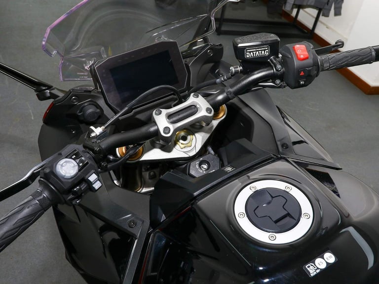 2022, '72 Suzuki GSX-S1000 GT ABS. 1 Owner. JUST 449 MILES. £10,795