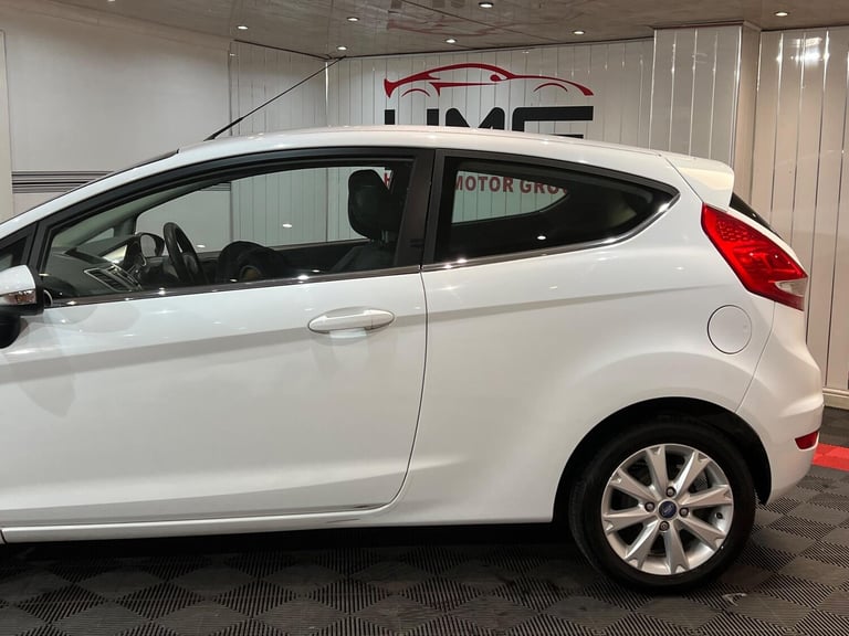 2010 Ford Fiesta 1.4 Zetec 3dr Auto HATCHBACK PETROL Automatic