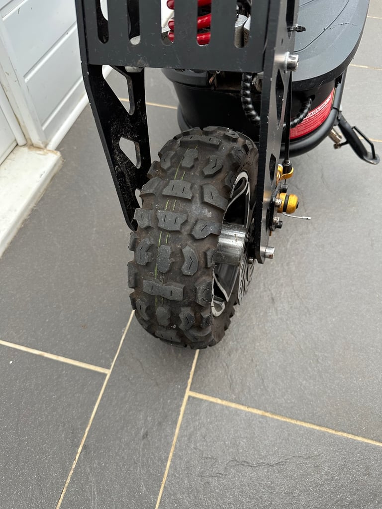 Electric scooter A Chaos GT1600 sport - Black