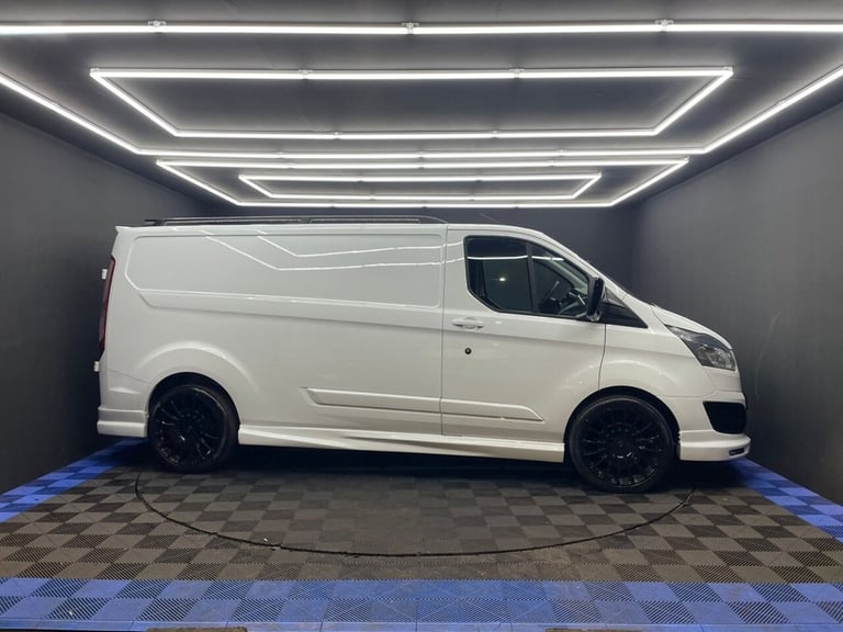2015 Ford Transit Custom 2.2 TDCi 125ps Low Roof Trend Van PANEL VAN DIESEL Manual
