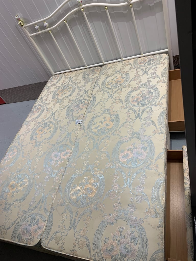 FREE LOCAL DELIVERY king size divan bed
