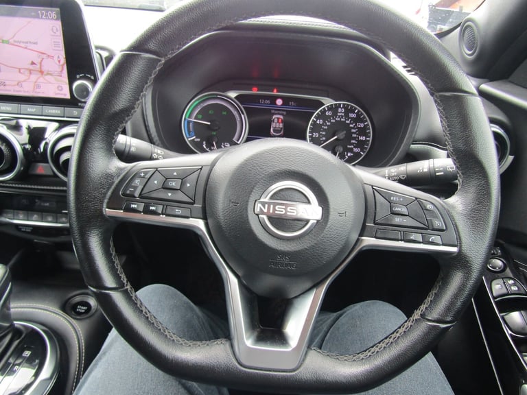2022 Nissan Juke 1.6 Hybrid Premiere Edition 5dr Auto - 1 Owner / Sat Nav Hatchback Hybrid Automatic