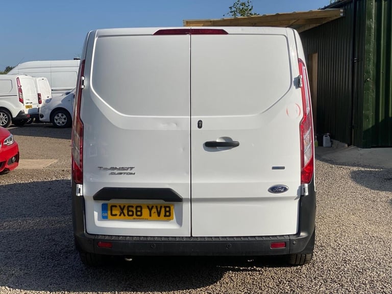 2018 Ford Transit Custom 2.0 TDCi 130ps Low Roof Van PANEL VAN DIESEL Manual