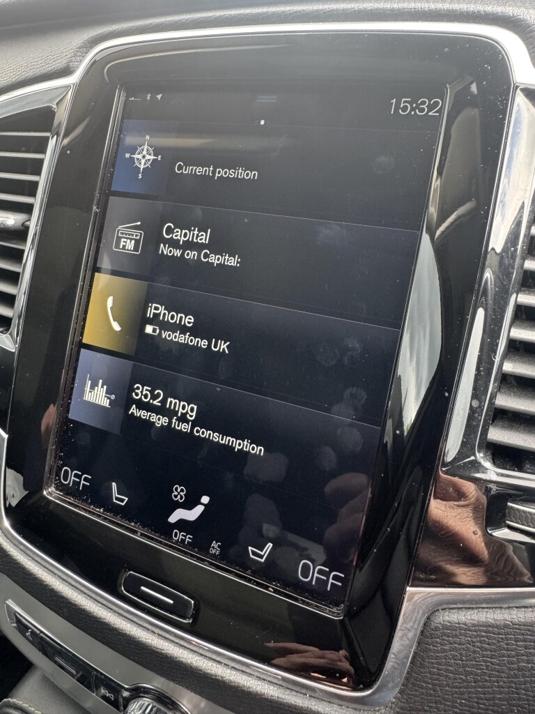 2018 Volvo XC90 T8 2.0 T8 TWIN ENGINE MOMENTUM PRO AWD 5DR Automatic 4x4 Petrol/Electric Automatic