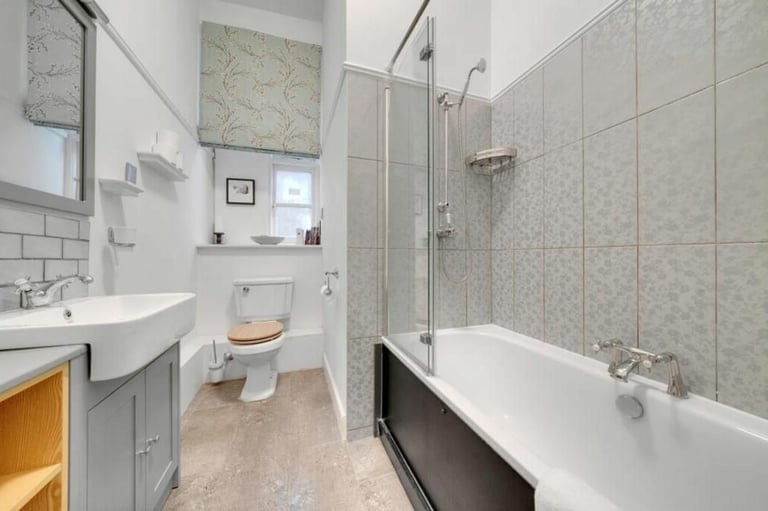 🐟 Whitechapel Double Room – Fully Furnished – All Bills Included Just £800 PCM! 🐟