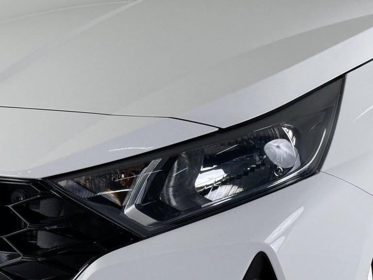 2021 Hyundai i20 1.0 T-GDi MHEV SE Connect DCT Euro 6 (s/s) 5dr Hatchback PETROL Automatic