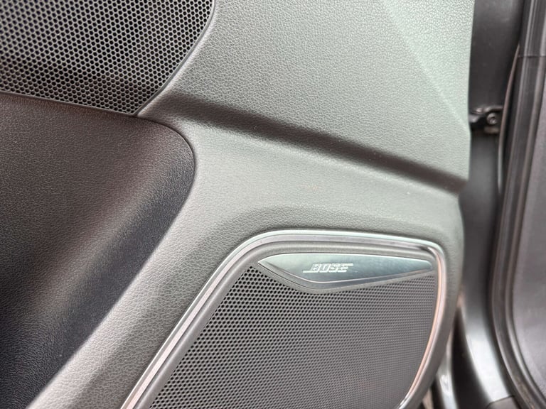 2013 Audi Q3 2.0 Q3 S Line TDI 5dr SUV Diesel Manual