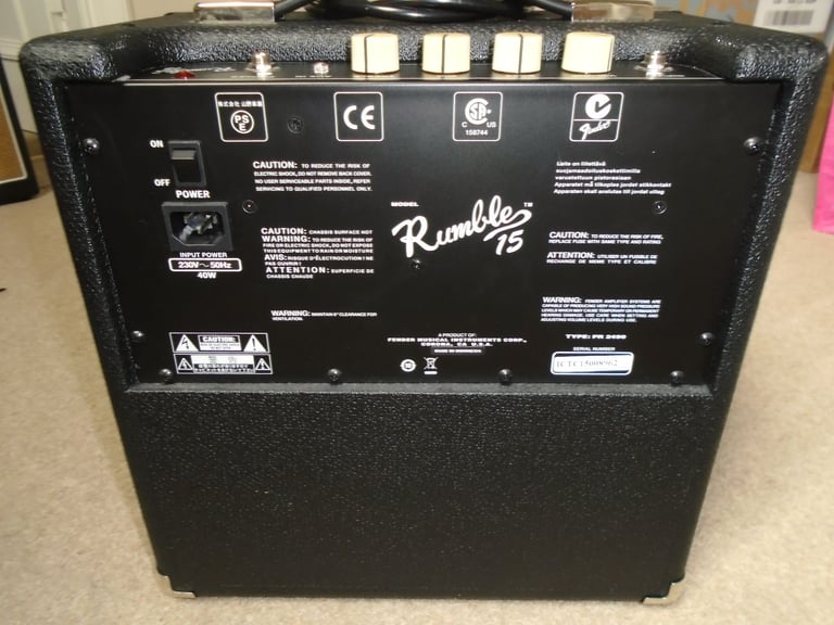 Fender Rumble V3 15 Bass Amp