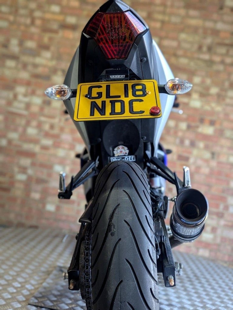YAMAHA R3 2018. GREAT CONDITION. SERVICED. 6716 MILES. NICE EXTRAS