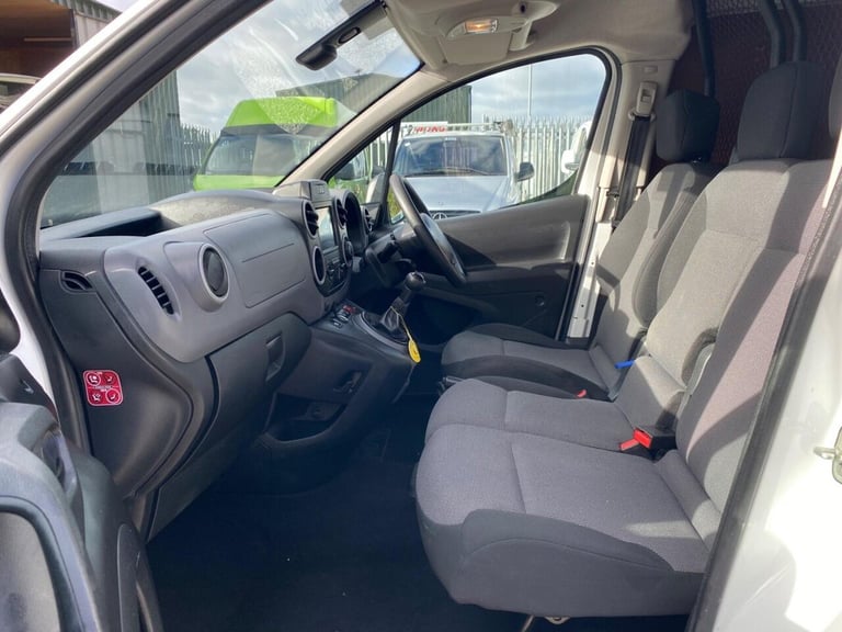 2018 Peugeot Partner 850 1.6 BlueHDi 100 Professional Van ATV PANEL VAN DIESEL Manual