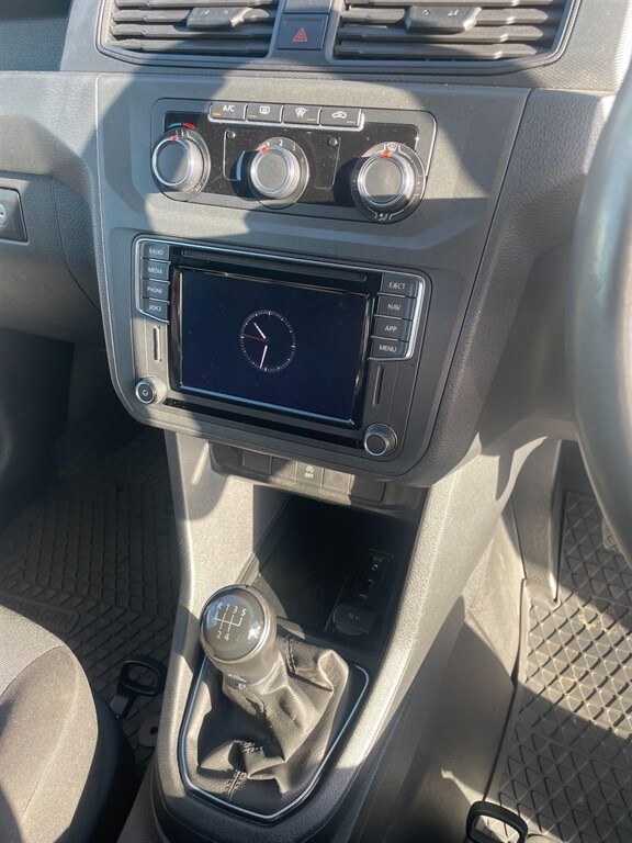 2018 Volkswagen Caddy 2.0 TDI C20 BlueMotion Tech Highline SWB Euro 6 (s/s) 5dr Panel Van Diesel ...