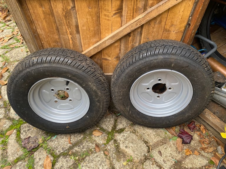 image for 2 Trailer wheels 