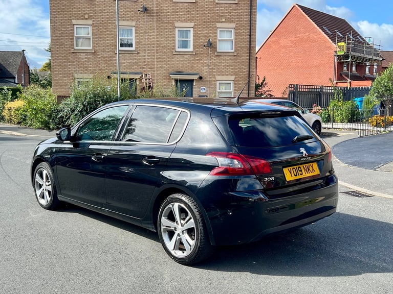 Peugeot, 308, Hatchback, 2019, Manual, 1199 (cc), 5 doors