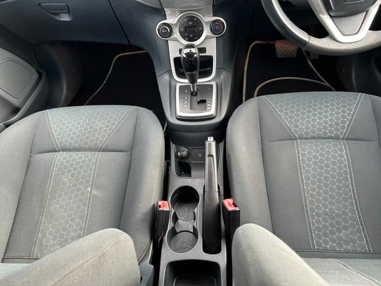 2009 Ford Fiesta 1.4 Titanium 5dr Auto HATCHBACK Petrol Automatic