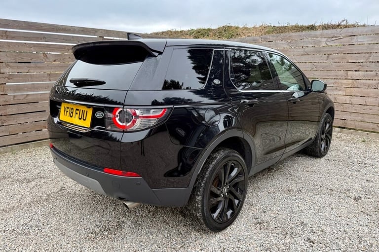 2018 18 LAND ROVER DISCOVERY SPORT 2.0 TD4 HSE BLACK SUV 5DR DIESEL AUTO 4WD EUR