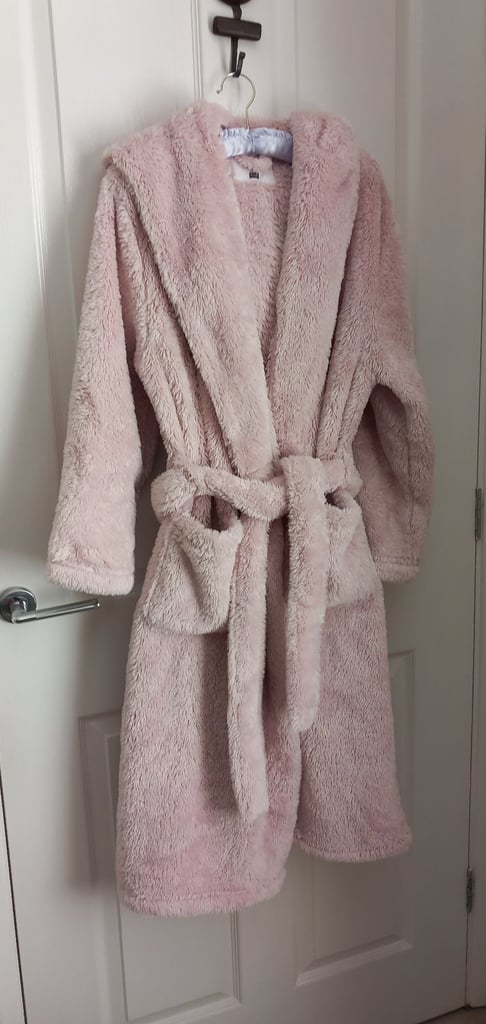 image for Size Small F&F Dressing Gown with Hood. 