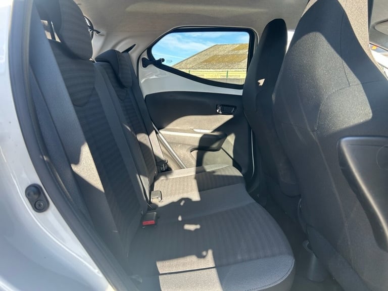 2018 Toyota AYGO 1.0 VVT-i x-press Hatchback 5dr Petrol Manual Euro 6 (71 ps) Hatchback Petrol Ma...
