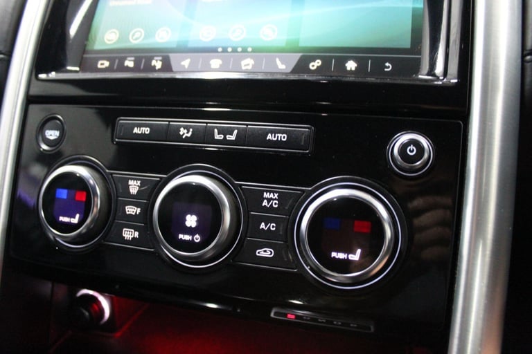 2019 Land Rover Discovery 3.0 SD V6 HSE Luxury Auto 4WD Euro 6 (s/s) 5dr ESTATE Diesel Automatic