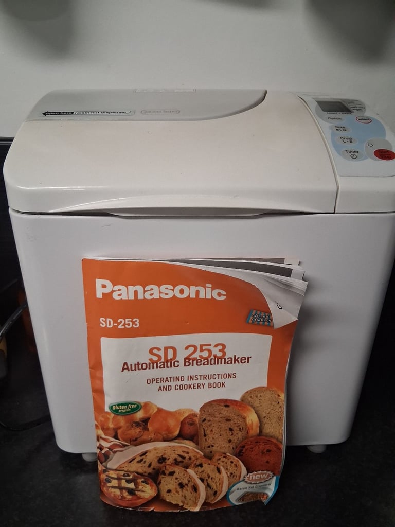 image for Panasonic breadmaker SD 253