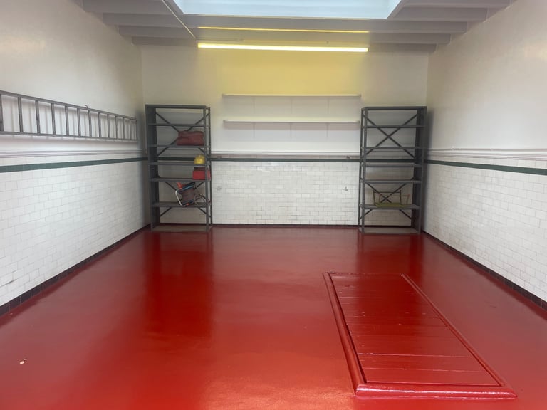 Secure triple garage with power and water West End Edinburgh