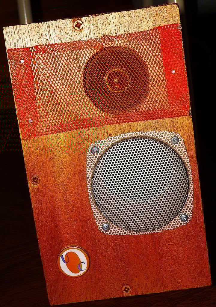orang-u-can Copperknob stereo speaker