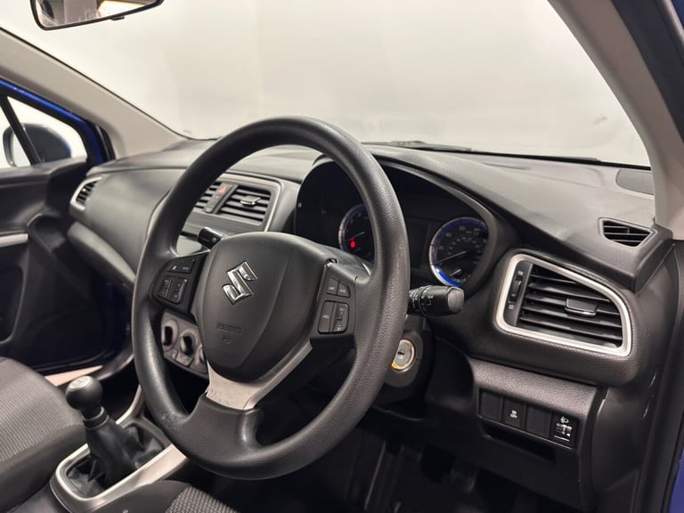 2015 Suzuki SX4 S-Cross 1.6 SZ3 SUV 5dr Petrol Manual Euro 6 (120 ps) HATCHBACK Petrol Manual