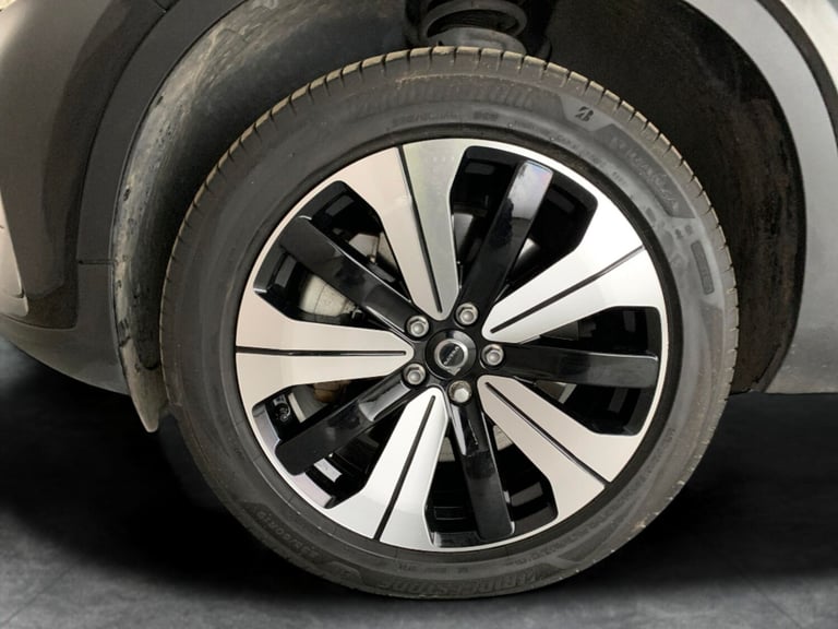 2022 Volvo XC40 170kW Recharge Core 69kWh 5dr Auto ESTATE ELECTRIC Automatic