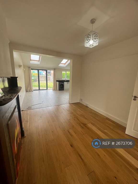 3 bedroom house in Cromwell Road, Cambridge, CB1 (3 bed) (#2673706)