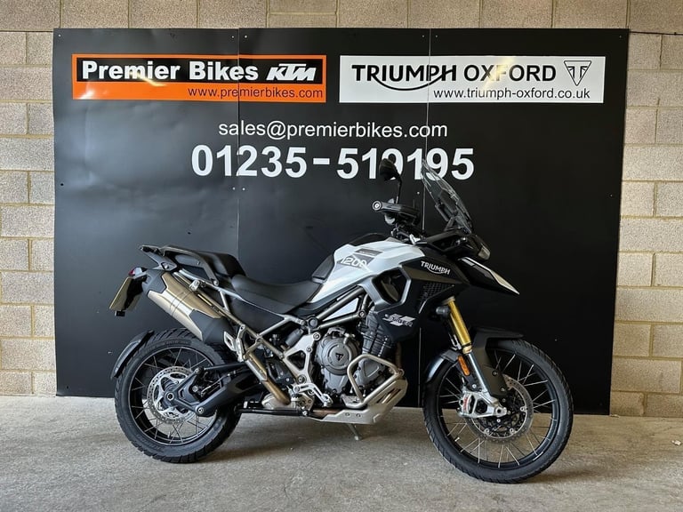image for STUNNING ONE OWNER 2023/23 TRIUMPH TIGER 1200 RALLY PRO MOTORCYCLE 
